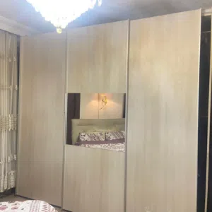 غرفة نوم بحاجه الى تصليح