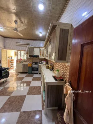 بيت بناء 2020 طابو خدمات علا قريب شارع الوفود قرب الكورنيش الجديد خلف محطه الباشه
