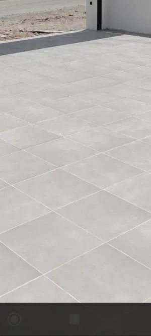 بلاط الحوش