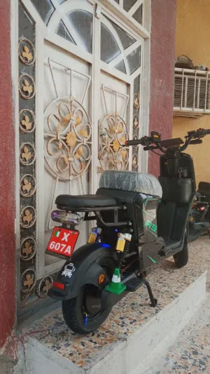 دراجه شحن r9 للبيع