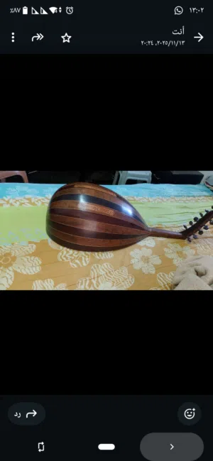 عود على قياسات دار النحات من حلب الي صنعوا عود فريد الاطرش ووديع الصافي بالاضافه انه خشبه من الهند