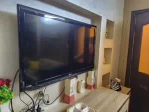 شاشة أصلية من شركة LG