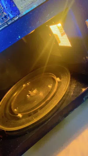 ميكروويف سامسونج نظيف جدا