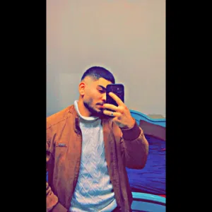 حسام موفق.