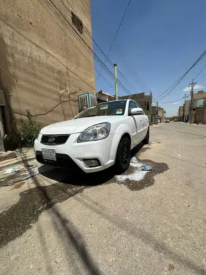 كيا ريو موديل 2012