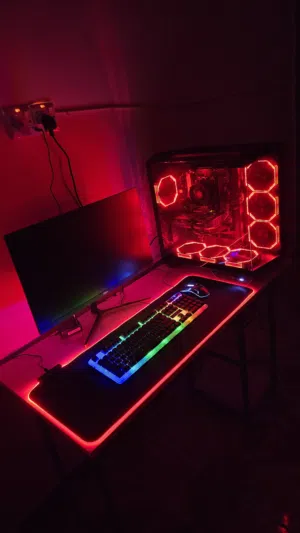 pc للبيع مستعمل يوم واحد فقط