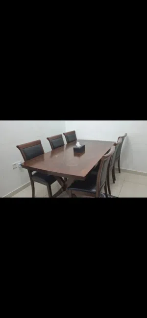 6-Seater Dark Wood Dining Set – Excellent Condition