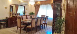 شبه فيلا فاخرة للبيع في الجبيهة