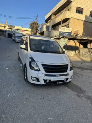 Used Hyundai H1 in Zarqa