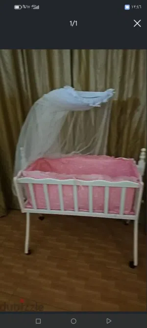 سرير اطفال