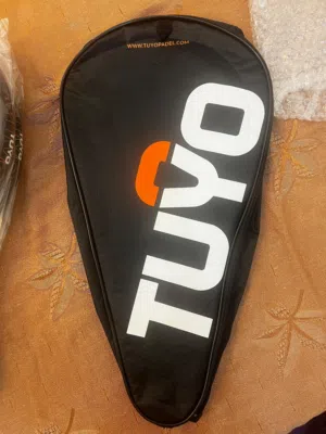 للبيع مضرب بادل