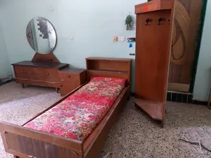 غرفة نوم خشب صاج