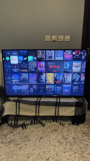 شاشة كبيرة HD 45 بوصه