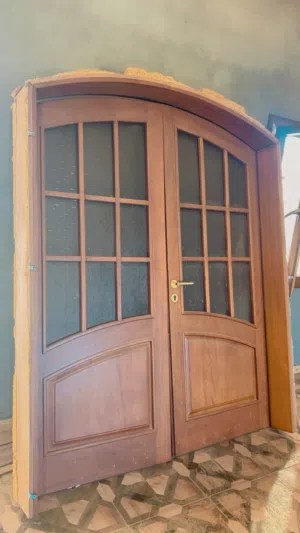 باب بلقفص متاعه استعمال نضيف خالي من الخبوش والكسور عرضه 190 م