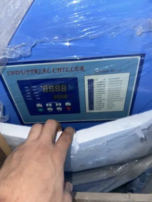 للبيع مبرد مياه صناعي (Industrial Chiller) جديد