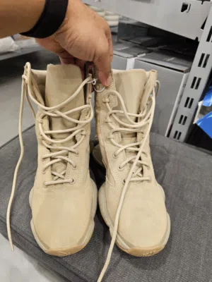 Adidas 500 yeezy boots
