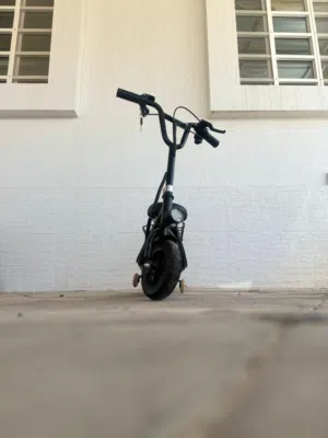 سكوتر كهربائي