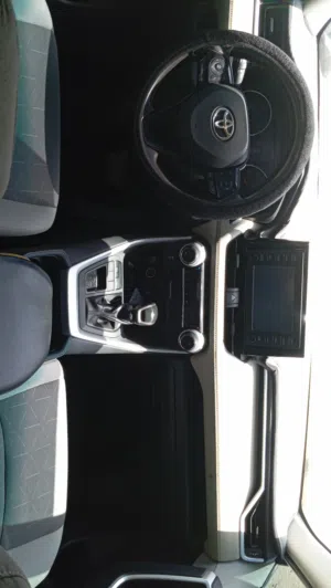 Used Toyota RAV 4 in Al Sharqiya