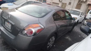 nissan ultima