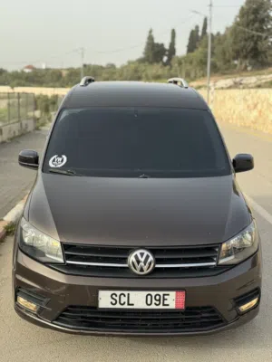 بحالة الوكاله طلاء اصلي بلكامل CADDY 2017/16 جير عادي 2000 غرفة مبطنة فل اضافات سعر حرق كاش