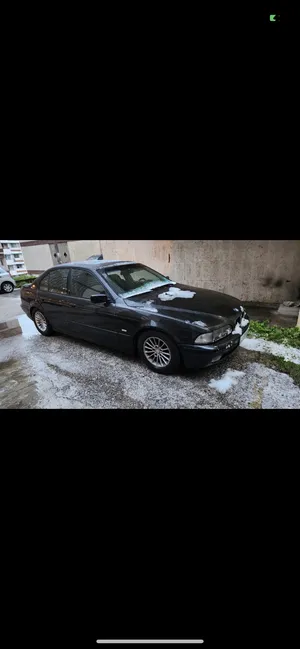 Bmw 528 for sale very clean no accident