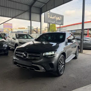 BENZ GLC300 E 4M (H) AMG KIT plug in   مرسيدس جي ال سي 300 هايبرد بلق ان فحص كامل بدون اي ملاحظات