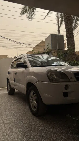توسان قديم 2008 جديده