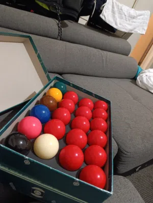 متوفر كور سنوكر اصليات نوع آرمث وستيكات اصلية