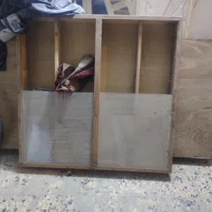 السلام عليكم رفوف عدد ثنين واحد صغير و الثاني أكبر من عندة قيم سعرهم و اخذهن