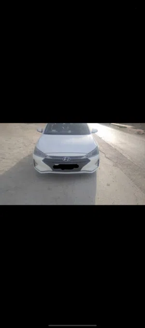 Used Hyundai Avante in Zarqa