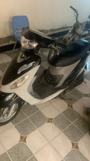 دراجه يماها ماكس قجمه نضيفه ومرتبه