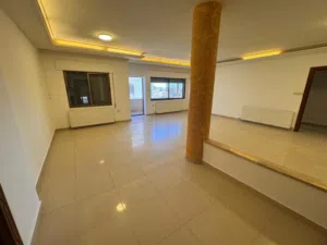 180 m2 3 Bedrooms Apartments for Rent in Amman Khalda