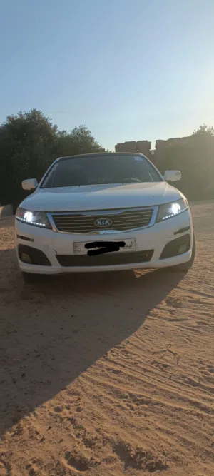Used Kia Lotze in Tripoli