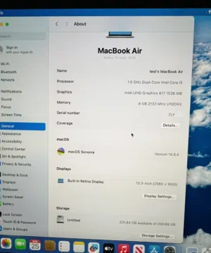 2019 MacBook air 256 GB core i5 8 gb ram