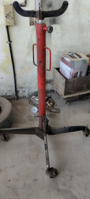 hydraulic jack