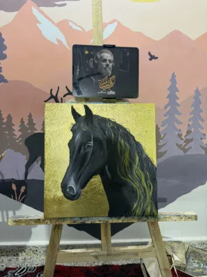 لوحه رسم يدوي حصان مذهب بورق الذهب