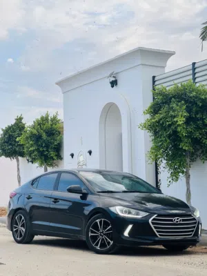 Used Hyundai Elantra in Tripoli