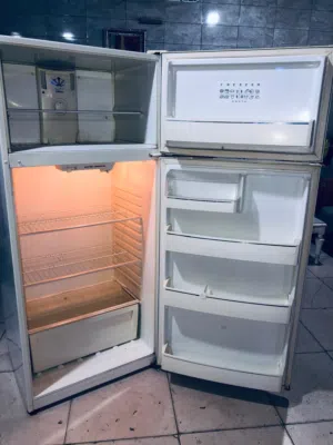 ثلاجة فالكون