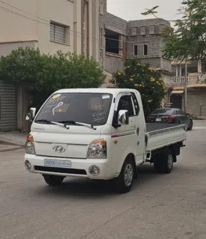 Hyundai . Porter . 2007 . Used2