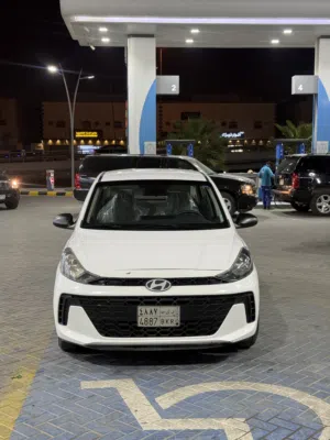Hyundai Grand i10 2024 low kilometres
