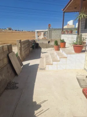 بيت مستقل طابقين للبيع
