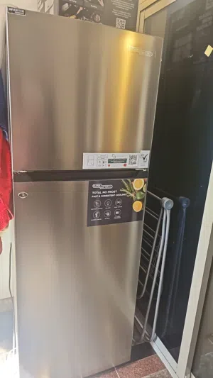 fridge for sale in good condition