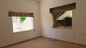 شباكين  المنيوم مع حديد الحماية و أبجور المنيوم