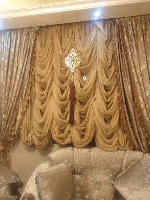 للبيع ستائر مستعمل بشكل خفيف جدا شبه جديد حاله الوكاله