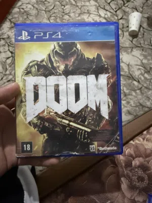 سيدين ps4 للبيع أو للبدل على سيديات 4&5