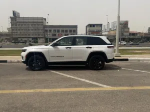 كراند شيروكي 2023