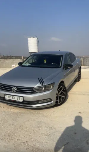 Used Volkswagen Passat in Salfit