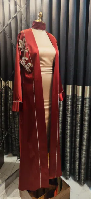 عباية قطعتين ساتان طويل