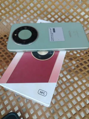 HONOR 9XD   mmmm