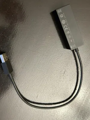 محول إنترنت أصلي Microsoft Surface Gigabit Ethernet Adapter
